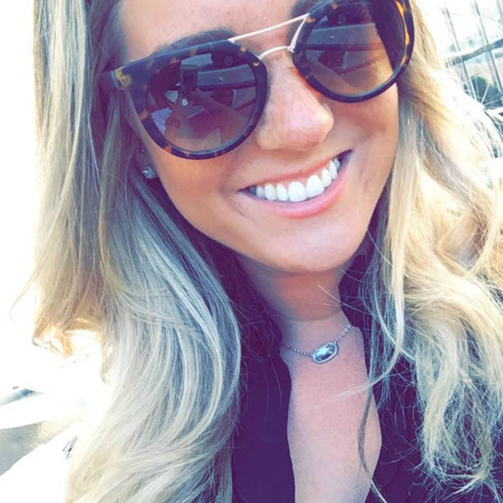 Meet your Posher, Aly